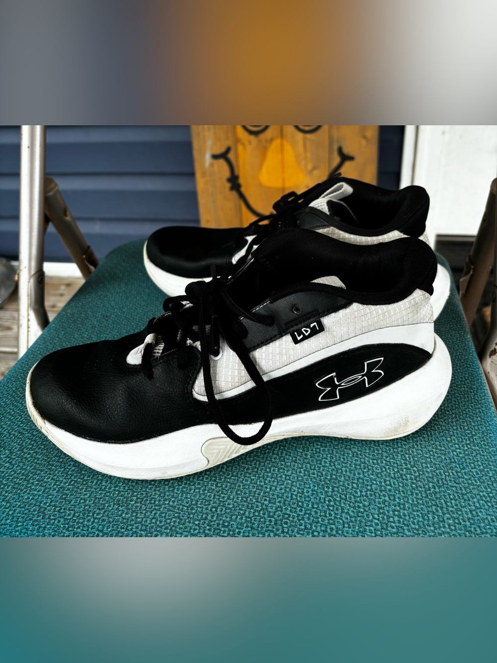Under Armour Men’s Black and White LD7 basketball shoes size 8.5